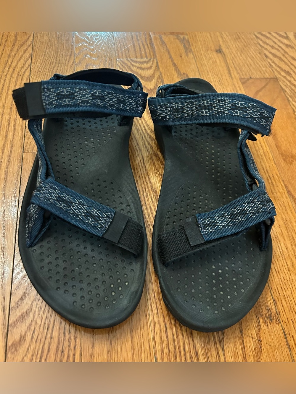 TEVA Men's Hurricane 6503
Sport Sandal in Black and Blue Size 8M